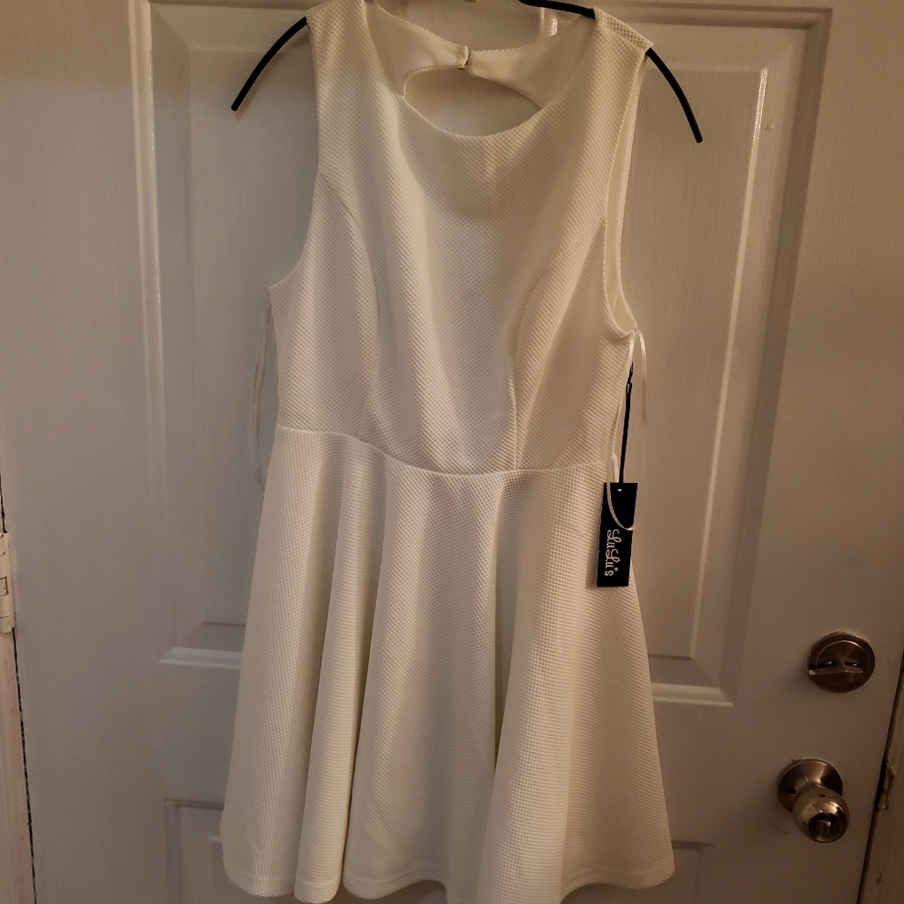 Lulu's Sleeveless Dress